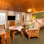 Hotel Garni Reiffenstuel Rotta