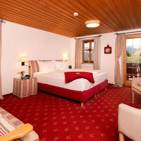 Garni Reiffenstuel Hotel 3*