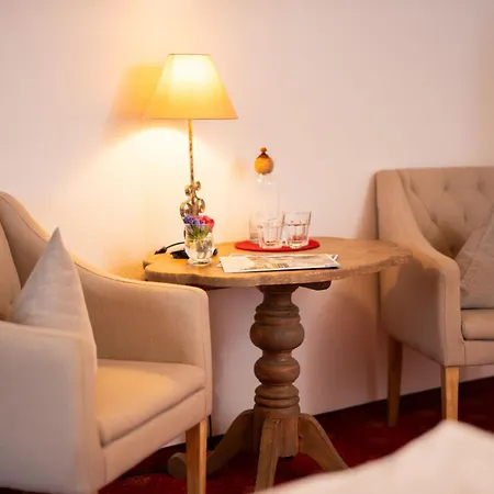 Garni Reiffenstuel Hotel 3*